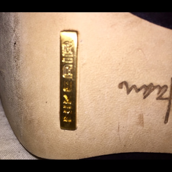 COLE HAAN Nike Air brown Suede  booties beautiful - Picture 4 of 8